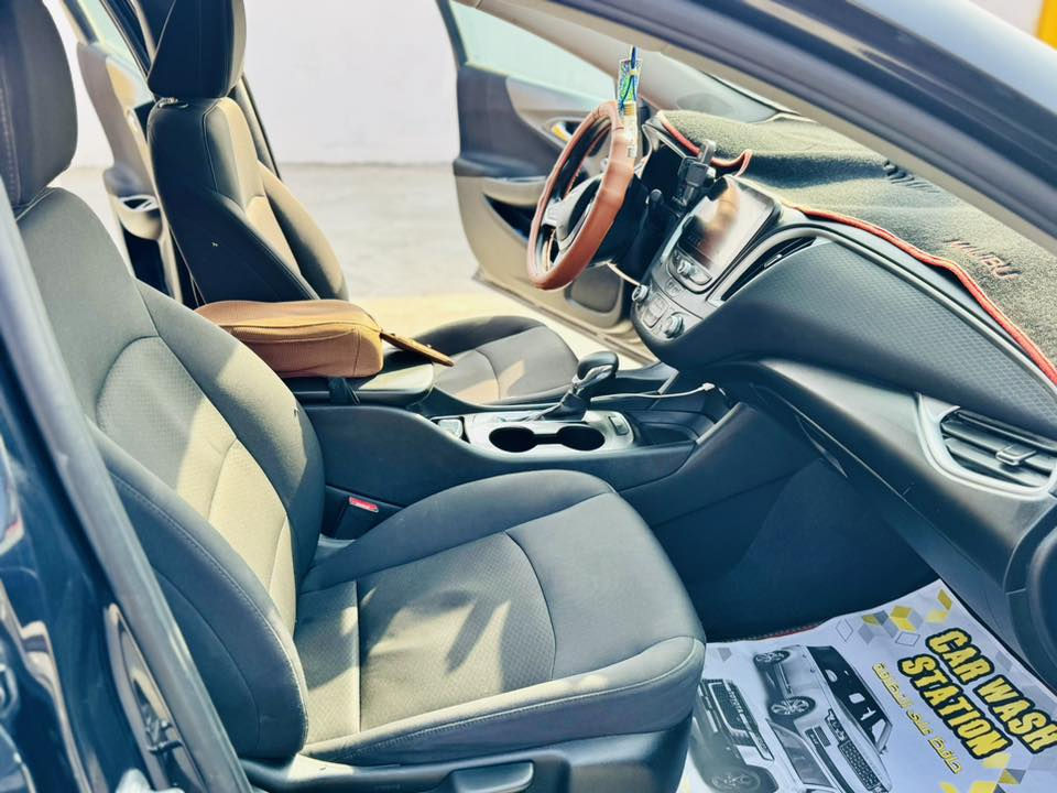 ماليبو موديل ٢٠٢٢ Ls
رقم بغداد معوقين مع وكالة لحين تصير حرة
حادث خفيف
مواصفات بصمة تشغيل وابواب تحكم ستيرن جهتين شاشة كار بلي وأندرويد ماشية : 65 
السعر : 125 
المكان : بغداد 
الرقم ***********
