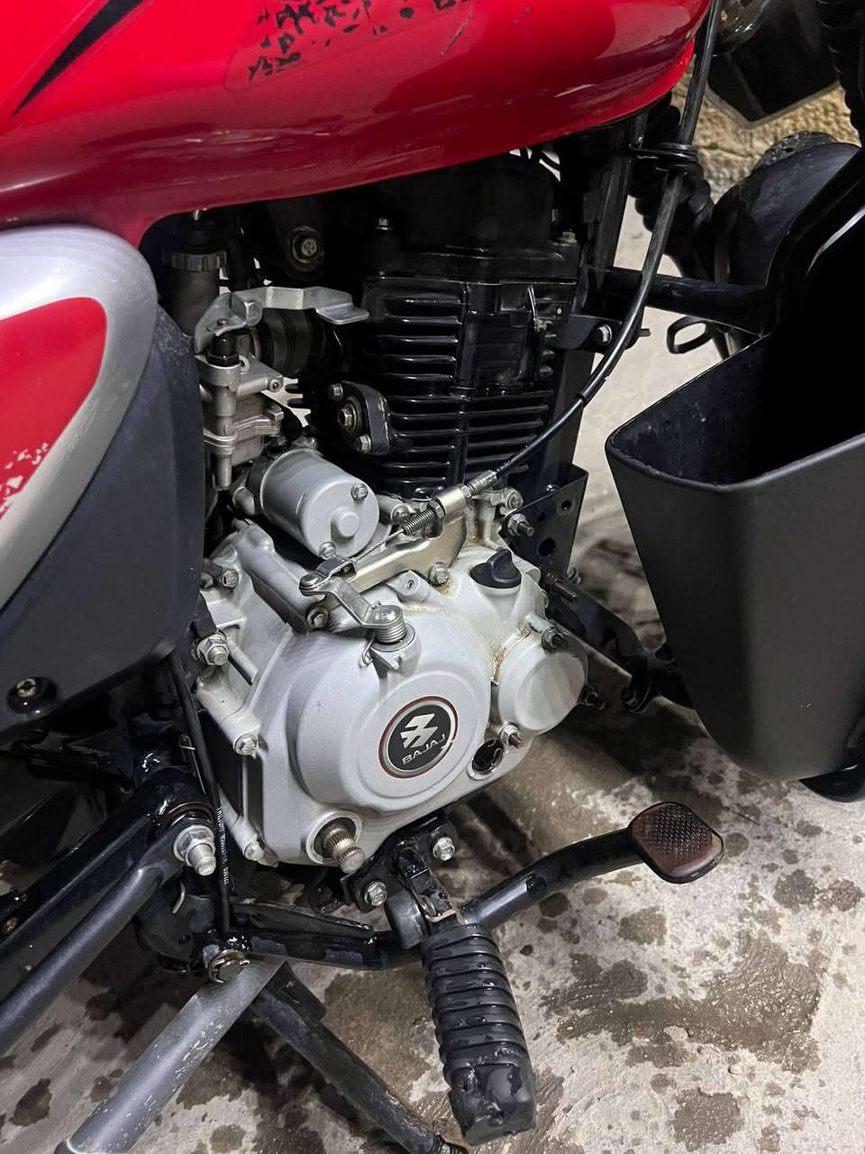 سلام عليكم بوكسر مديل 23 محسوبه ع24.اوراق كامله شرط ترقيم دراجه خير من الله مكينه مجفته جديد شرط غراص كله اصلي باقي كله كفاله عامه
سعر. 1700وبيه مجال 
رقم ***********
