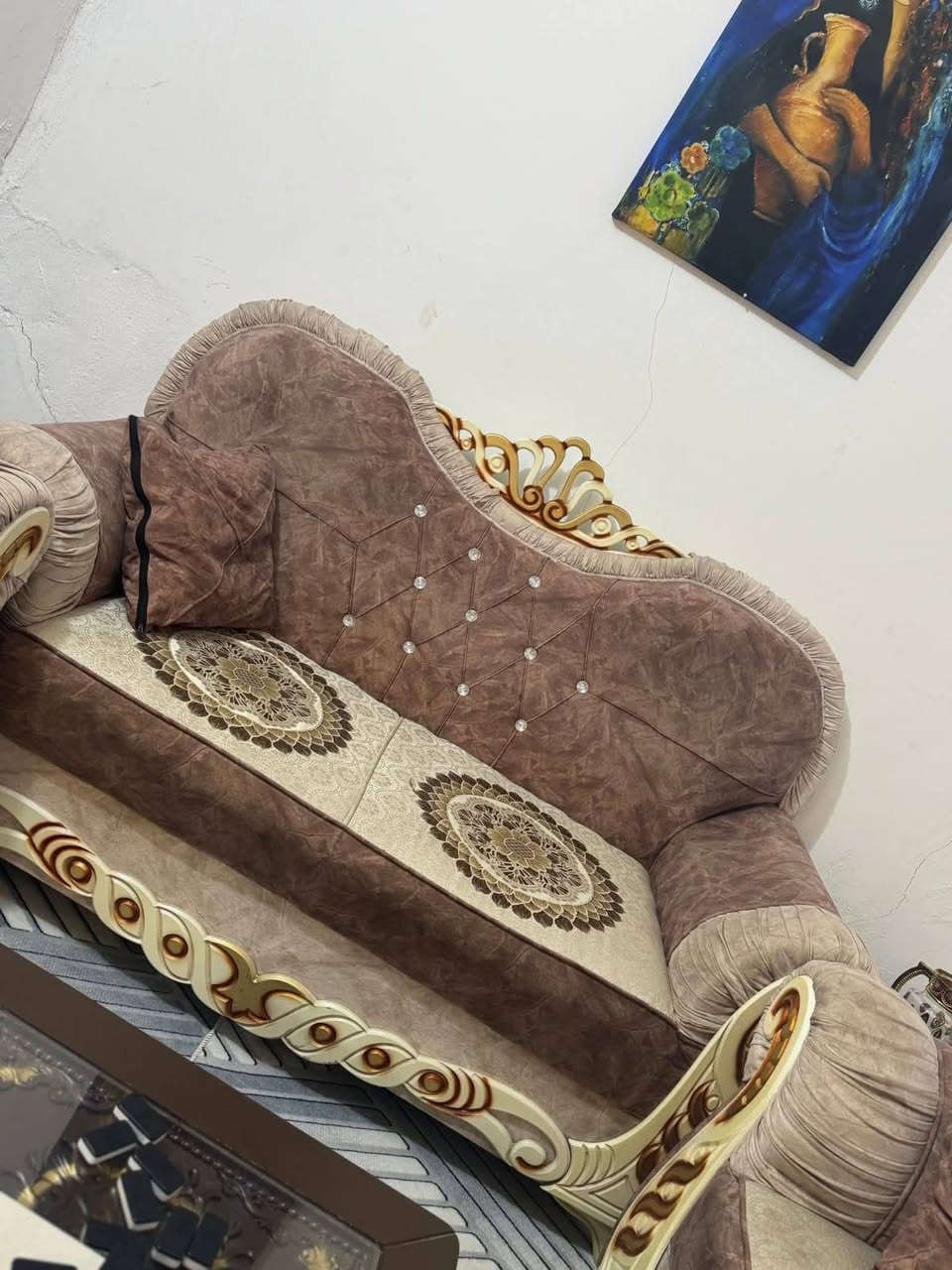 سلام عليكم تخم قنفات كامل 10 نفرات مع 5 طبلات 4 زغار و وحدة جبيرة صورة كدامكم نظافة ما عايز خيط مستعجل عليه سعره 300 ألف مكانه بالنجف
***********
