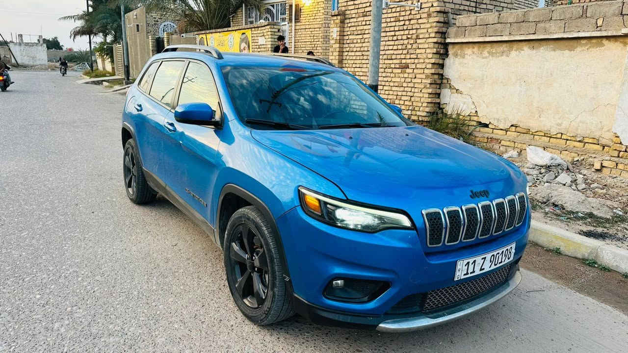 جيب بزون ٢١ سياره جديده فول مواصفات عده التنته رقم بغداد بسمي السونار مرفق بالمنشور *********** ميسان المجر الكبير السعر ١٤٥ وبيه مجال للشراي
