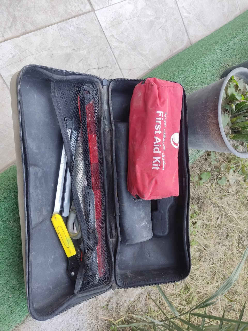 غراض ياباني للبيع تخم ويل 16 ياباني ابو الشفه جدد يرهم عله جميع سيارات بكلايتات كورلا نحله بلاديات اصليات شرط لاكسر ولاكالبات  عدة نيسان اصليه مال شركه متكونه من 
مثلث فسفوري اصلي
مفتاح فلتر دهن 
هوك اصلي 
جنطة اسعافات اوليه
للاستفسار ***********
