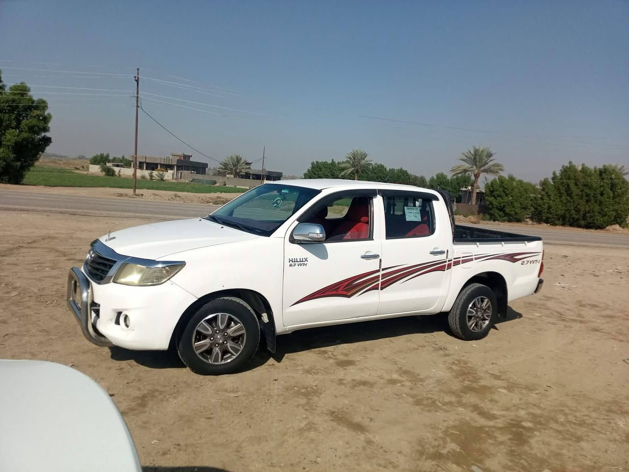 السلام عليكم بيكم 2014 شاصي 12  كير عادي سنويه بسمي رقم واسط سونار بل موجود بل منشور  مكينه عل شركه لا تنقيص لا تبخير ***********
