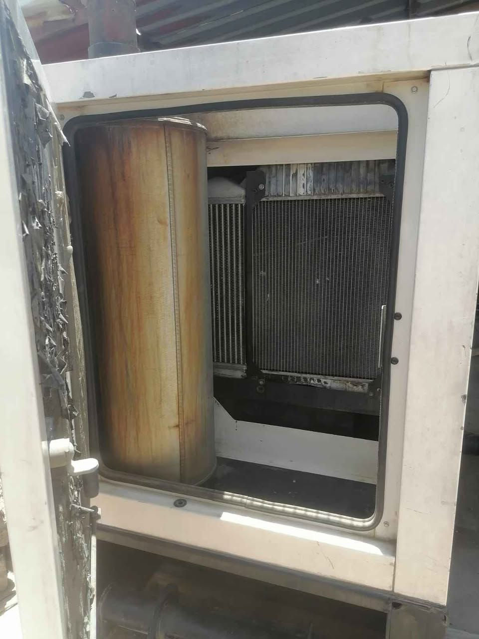 ممولدة  انتر كلر سوبر كاتم ١١٠ kv. جنريتر استانفورد ذات موصفات عاليه نظيفه جدا
للتواصل *********** حلة, بابل
