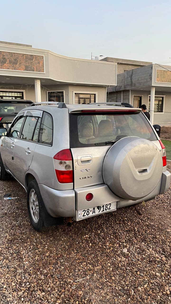 سلام عليكم من رخصة الادمن
شيري T11 تيگو 2011 
گير اوتوماتيك 4 سلندر
فتحة سقف شاشة كامرة 
للبيع مكان بغداد وسيارة باسمي تحويل ثاني يوم سعر (53)
للاستفسار تفضل خاص او اتصل على رقم ***********
