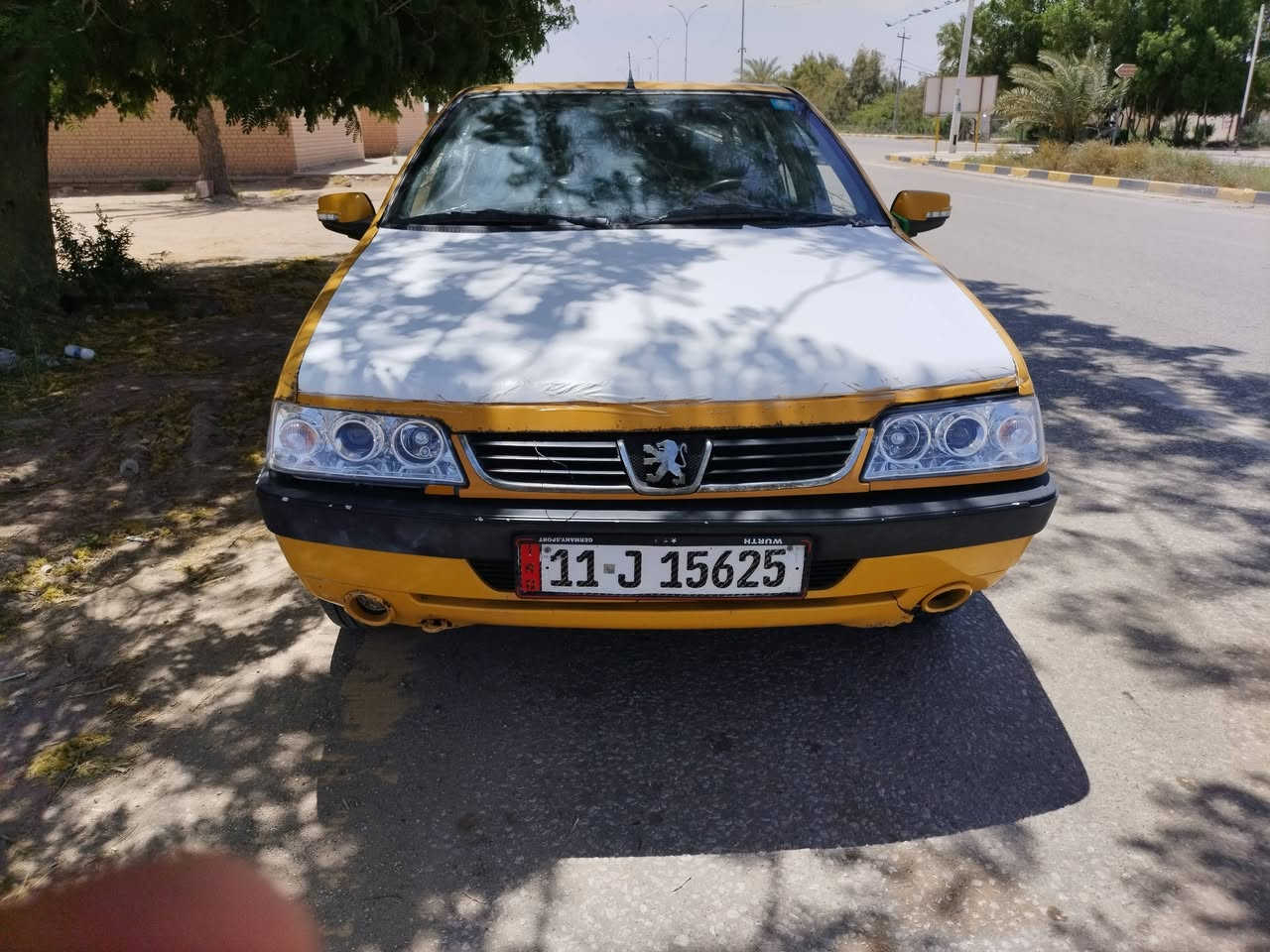 بيجو 405 مكفوله من الضربه والخياس تخم تاير منضومه تبريد دوشمه ارضيه كشنات جدد بور ومشط جديد حداديه جديده كهربائات شغاله كلها كير مكينه مكفولات رقم بغداد انكليزي مصفره هيئه وغرامات سياره جاهزه كبل للشارع مابيها اي نقص عارضها ب29وبيها مجال بسيط مكاني بابل 
***********
***********
