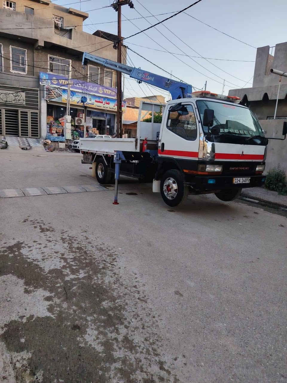 سلام عليكم كنتر بزون موديل 2000 مسجل بل سنويه كرين جهاز 290مخالف جديد قبل شهر شاده مكفوله من كل نوحي رقم الهاتف ***********
