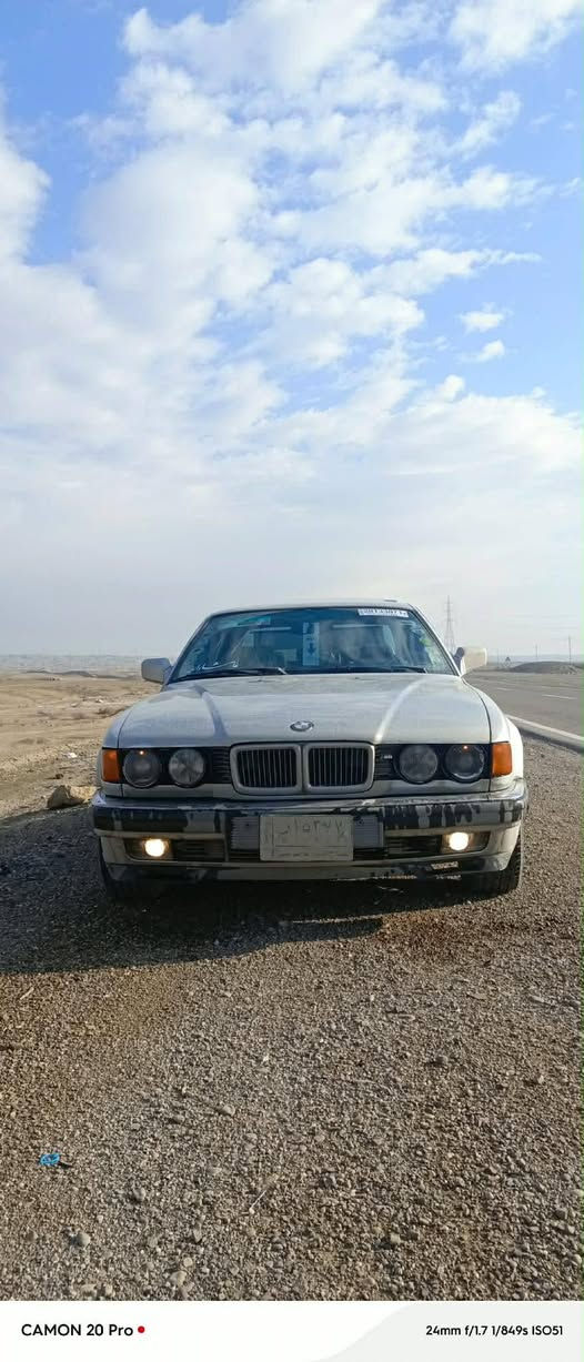 🔥BMW E32 730 V8
سەرەتا بەناوی خوا 
بئێم مۆدیل ١٩٩٢ فول ماسەفاتی ٨ پستن
جام کارەبای 
پەردە کارەبای 
ئاوێنە کارەبای 
٦ جکمجە 
دەعامی ٨ پست بیلادی
تۆماتیک ئیکۆ و ئێس و بەفری مەزبووتە
سەیارە ماڵی خۆمان گێرو مەکینەو ئەکسلی بەشەرت بێ نوقوستانی و عەیب سەیارەکە بەناوی خۆمان تاوە ٢٠٣١ نوێیە بەشەرتی تحویل و مشروع وەتنیە زۆر پاک ماوەتەوە  بۆ نوقوستانی پرسیار مەکە تایەو ویل نوێیە و زۆرپاکە 
077‪2 54‪4 48‪47 السليمانية, العراق


**إذا كنت صاحب هذا الإعلان وتريد حذفه لأي سبب، رجاءا أرسل رسالة إلى الدعم الفني**