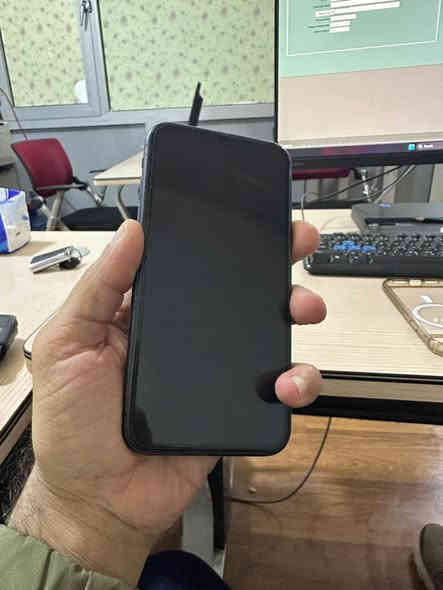 ايفون ١١ عادي
ذاكرة ٦٤
تبديل شاشة فقط
بطارية ٧٥
السعر ١٦٠ الف
***********
العنوان بغداد
