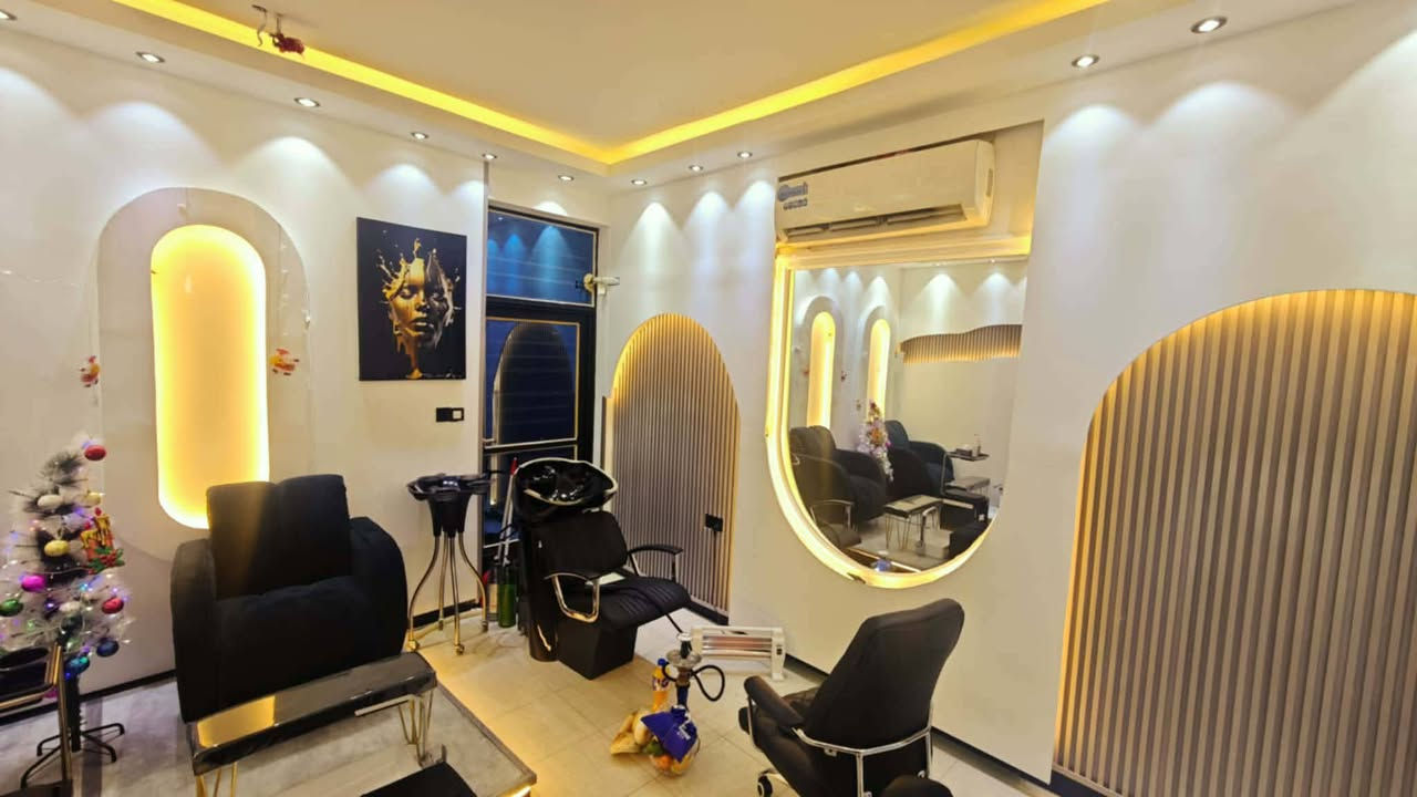 مركز كامل موثث للبيع او للايجار لعدم التفرغ الأعظمية الاخطل للاستفسار ***********
