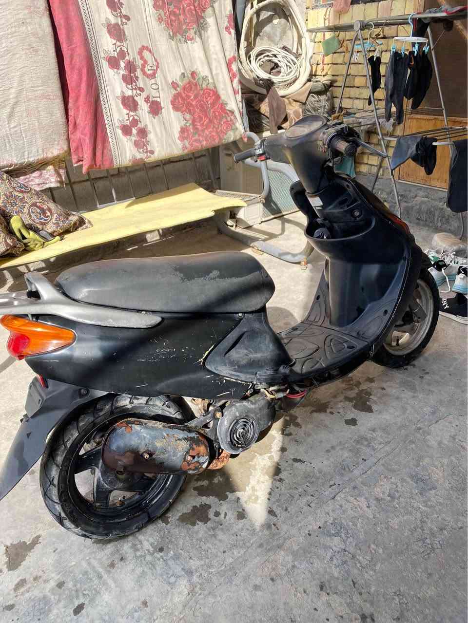 السلام عليكم دراجه اكزز شغاله ونضيفه وخير من الله كلشي شغال بيها بس السلف يحتاجله باتري محرك مكفول السعر 275 وبي مجال للطيبين للتواصل *********** ابو الخصيب, البصرة
