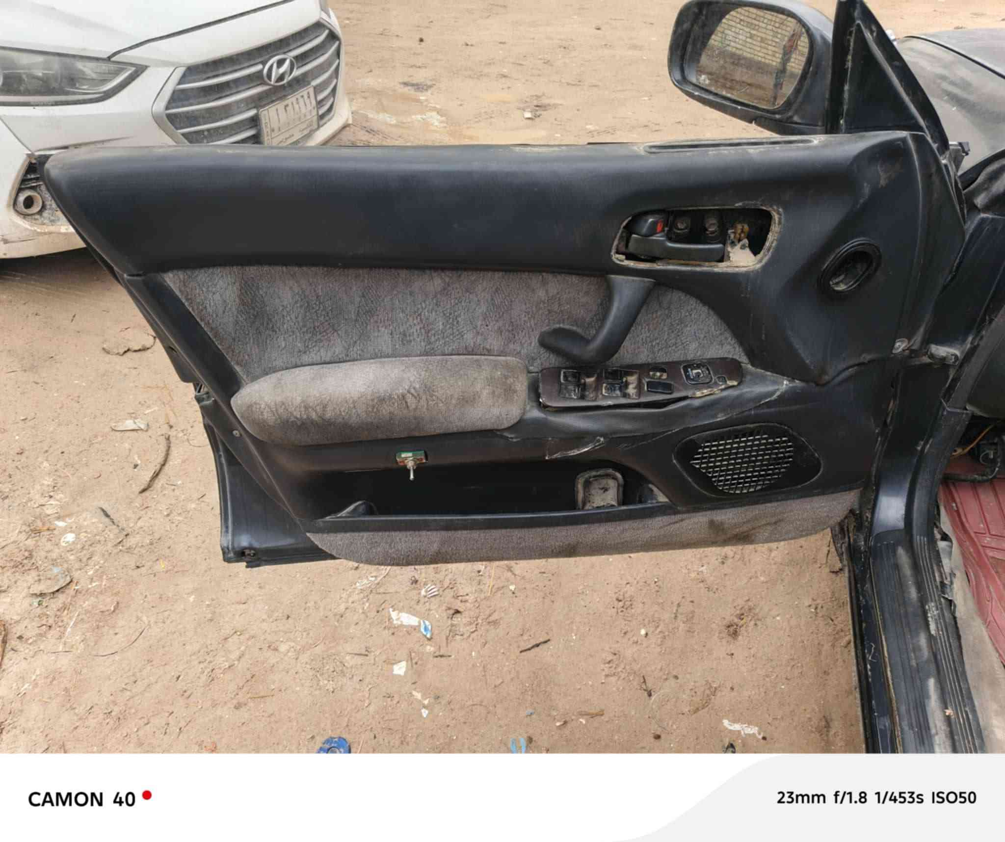 بطه للبيع موديل 94 رقم قادسيه نكليزي سنويه جديده مكفوله من الكص والنقل الجثه ومن الحادث القوي السعر 38 وبيه مجال بصيط مكاني نجف ناحيت الحريه
 ***********
