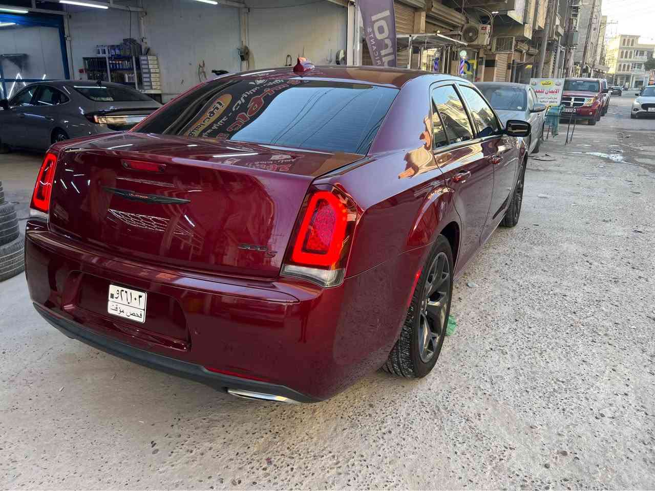 السلام عليكم للبيع كرايسلر 300S
موديل ٢١ رقم بغداد.باسمي 
حادث جاملغ وبنيد مبدلات اصلي نفس اللون 
معروفه مواصفات الS مكاني بغداد الدوره 
*********** بغداد, العراق
