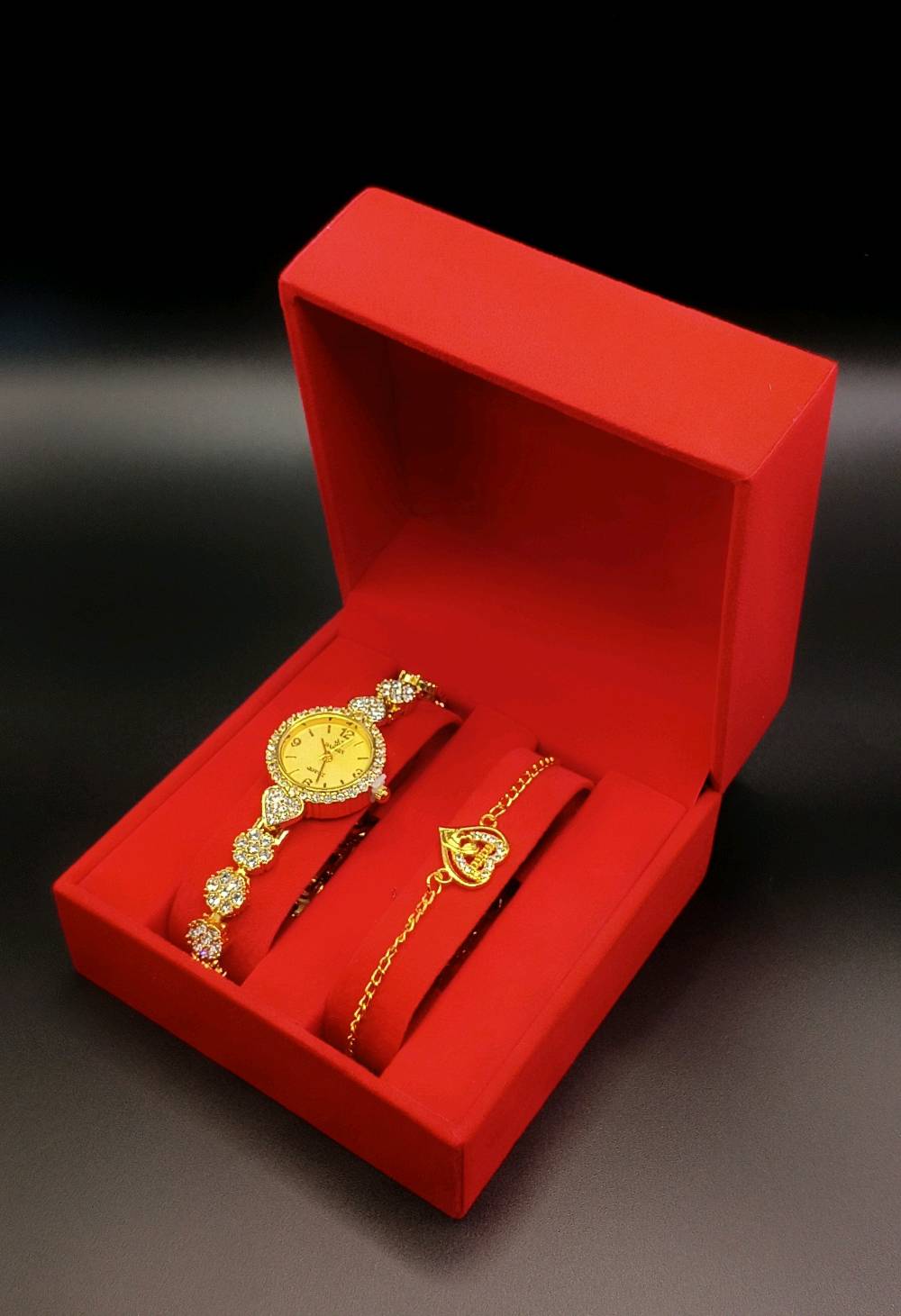 بوكسات عيد الحب يمنا غير احجز الان وتميز بهديتك توصيل احياء كربلاء موجود