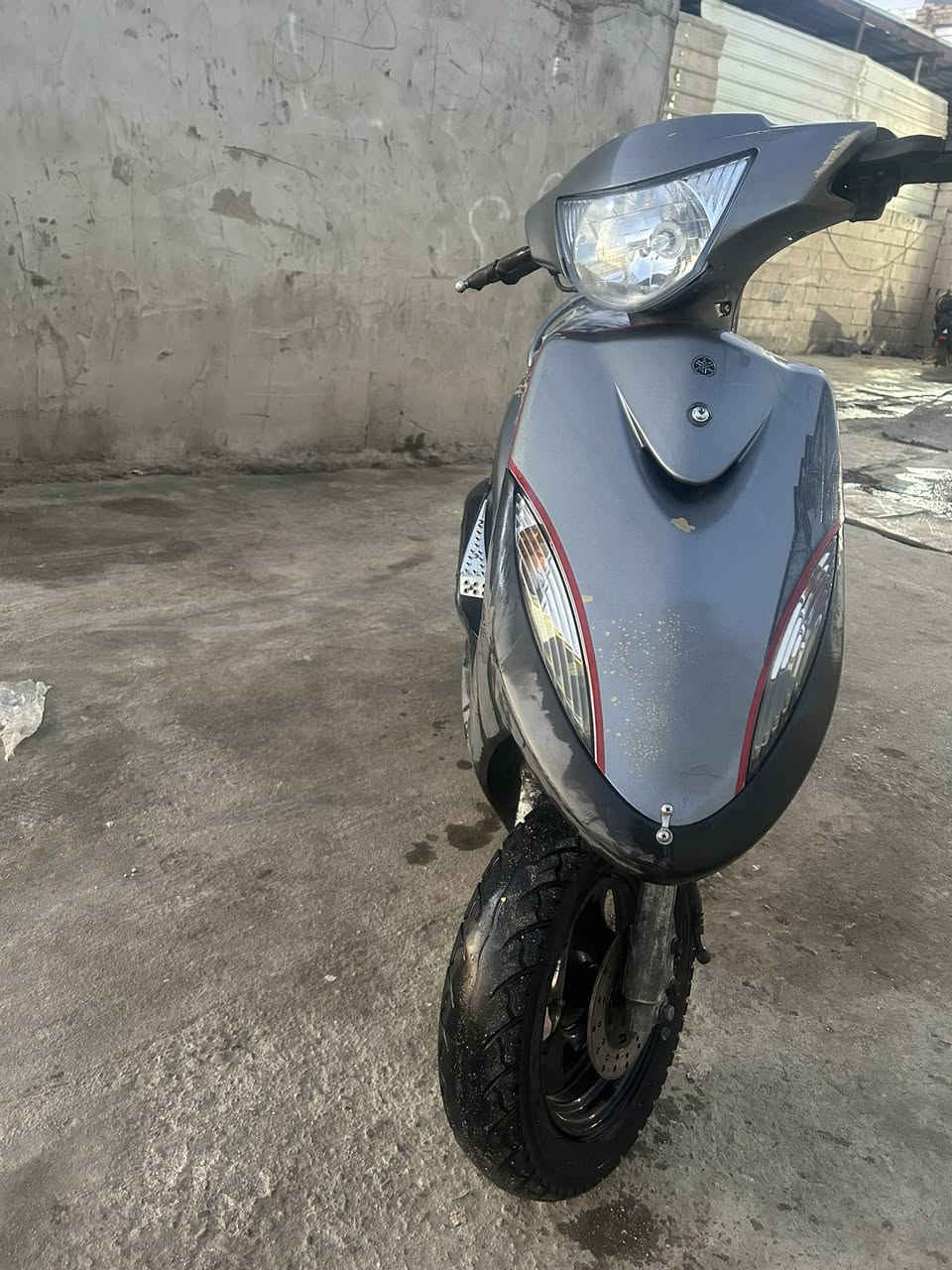 السلام عليكم
دراجة ماكس عدله 
مكفولة من كلشي صارلها 3 أشهر طالعة رمبة الشراي يتصل ***********
