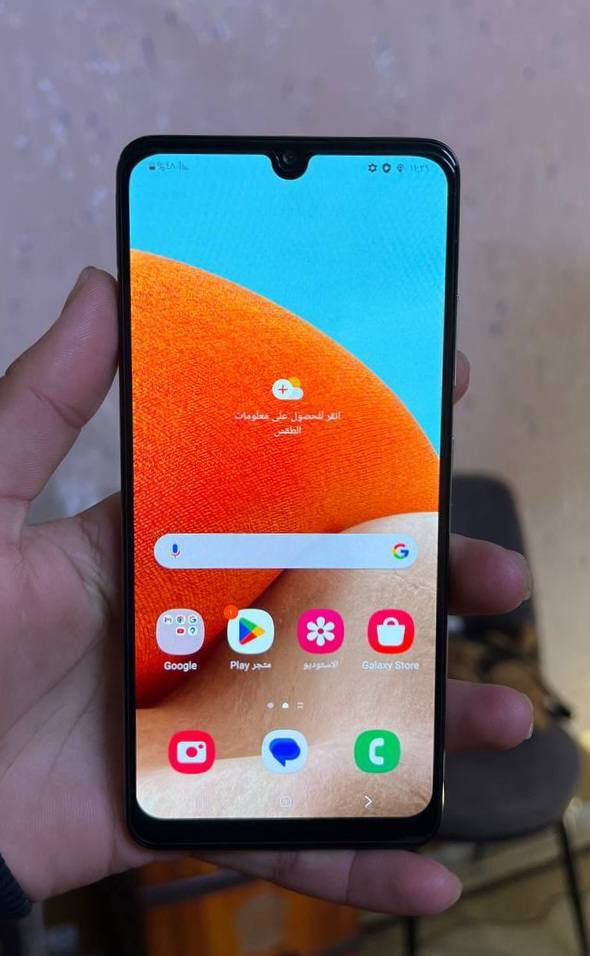 سامسونك A32 ذاكره 128 رام 8
جهاز كله بلادي وشغال ونضيف مابي اي عيب / مواصفات قويه بصمه مدمجه بلشاشه / شحن تايبسي سريع / شاشه سلس 
السعر (95) / اتصل او واتساب ***********
