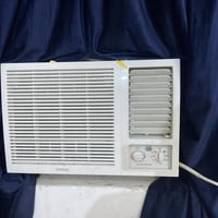 مكيف للبيع فول نضافه مشتغل موسم واحد بعده بل ضمان صيانه فوريه . سعر 22...