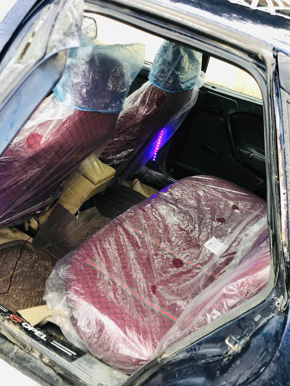 ١٩٩٣
علوج
گشت گیانی بەشەرت
١٩گەڵاو مەجال


**إذا كنت صاحب هذا الإعلان وتريد حذفه لأي سبب، رجاءا أرسل رسالة إلى الدعم الفني**