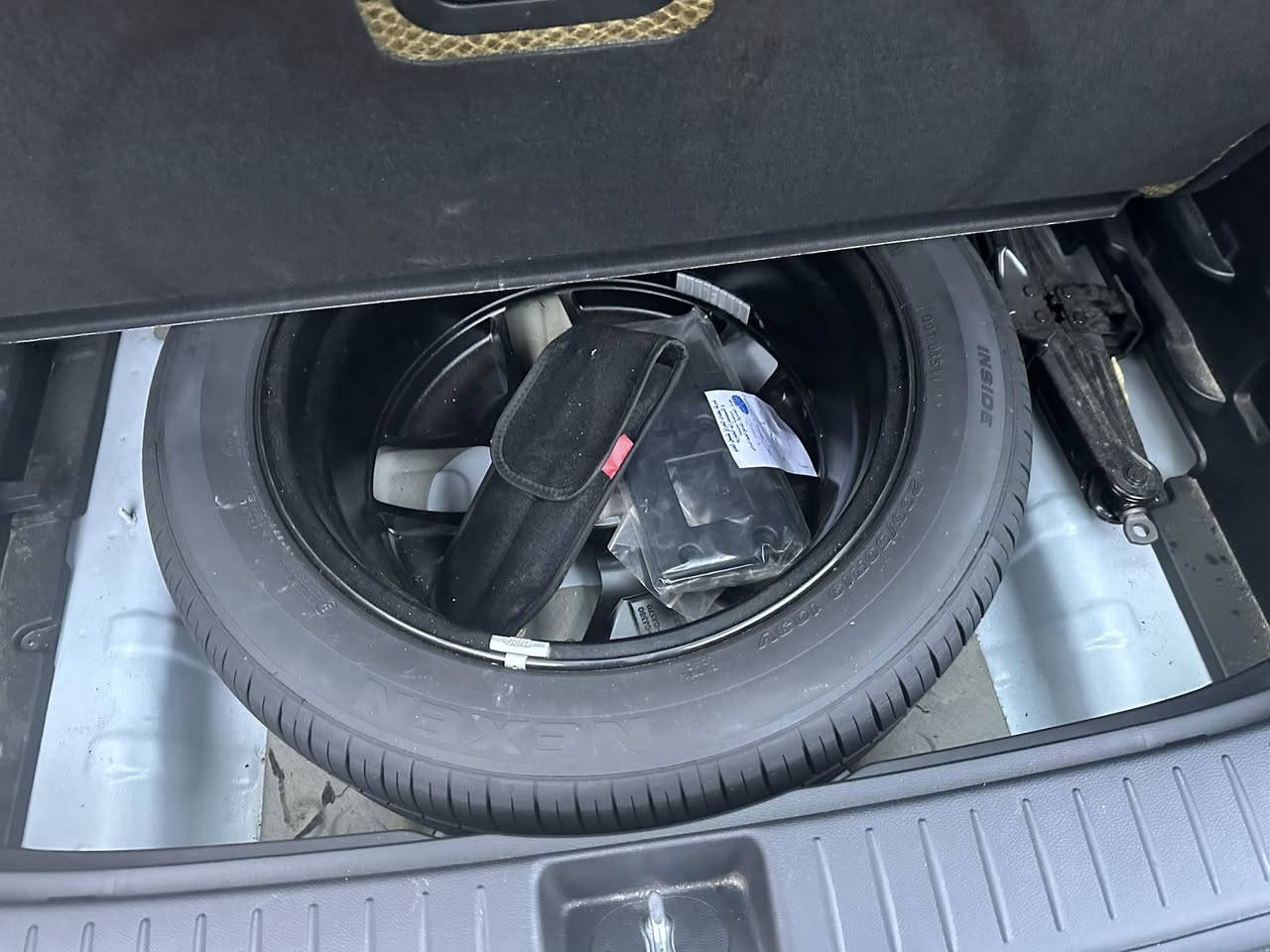 السلام عليكم
كيا سبورتج2024 السيارة فول خليجية ماشية 18 ألف مكفولة من كلشي   

سعر240
مكاني بغداد

الرقم***********
