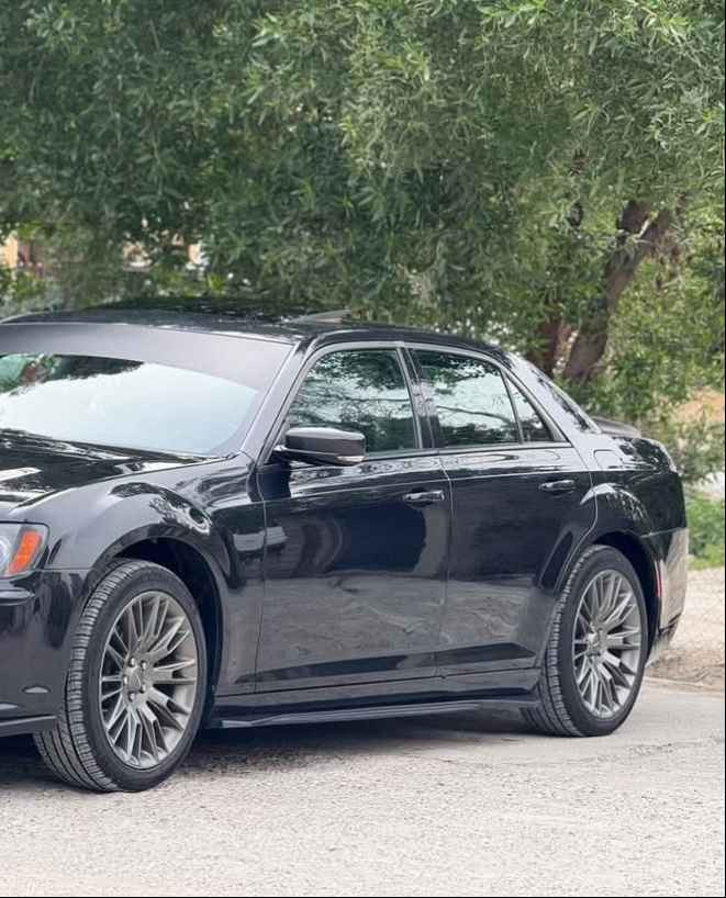 وبأمه 2013 بسمي فول مواصفات 1/1 مبدل بنيد فقط والباقي كفاله سعر 185 واي ستفسار *********** Singapore
