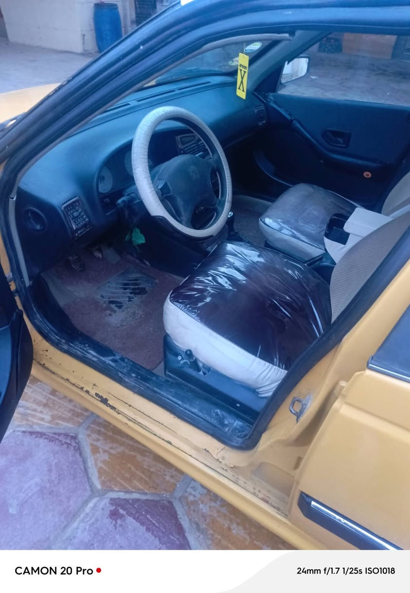 اسلام عليكم بيجو بارص موديل,15رقم نجف سنويه 27 مكفولة من الضربه مصبوغة عام جماليه محرك فرنسي حداديه جديده تخم تاير جديد دواخل نضيفه سعره 35 بيه مجال *********** الديوانية
