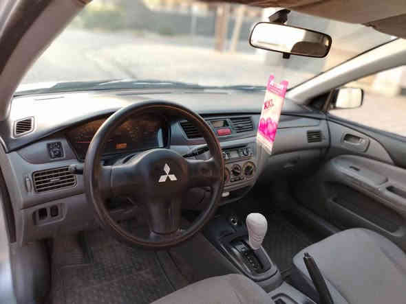 السلام عليكم لانسر موديل 2007 محرك 2000 بيها قطع صبغ ابيع احزام تدفئة تبريد مي أخضر اصلي دهن محرك جديد صدر امامي وخلفي جديد تخم تاير جديد باتري جديد جام كهربائية تحكم مري
سنترلك ريمونت مكان سياره حي الخضراء الاتصال على الرقم *********** سعر 75 وبيها مجال بغداد
