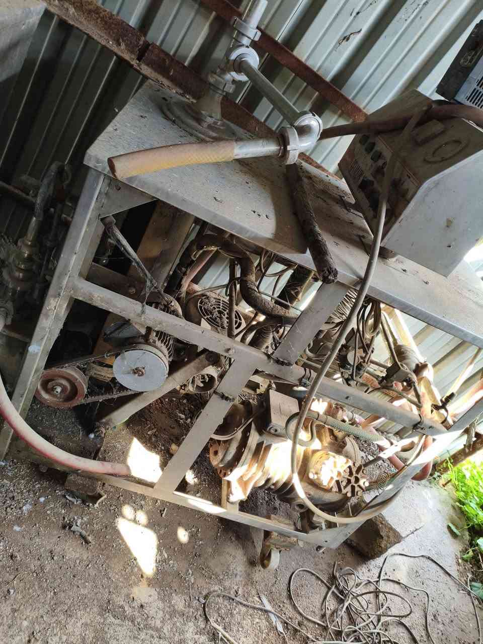 مكينة ازبري وموطة شغال
سلام عليكم عندي مكينة ازبري وموطة ماعرف شنو نوعها شغالة 3 قطع خلاط ومكينة وشلال بس متروكة مكاني بغداد التاجي قيم باليرضي الله واخذ ماعرف باسعارهن رقمي ***********
