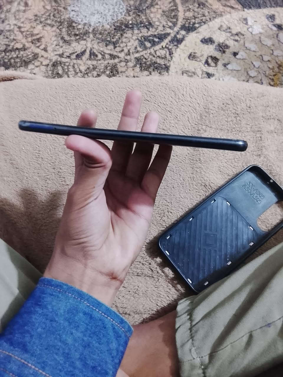 السلام عليكم جهاز للبيع A50كلش نضيف مامفتوح ابد يشغل ٦٠ فريم بطاريه ٥٠٠٠ خط شغال شحن  سريع ذاكره 128 عشوائيه 6 فقط الشاشة مفطره ممأثر عله المس المكان بابل حله شارع ٣٠ السعر 80 وبي مجال


**إذا كنت صاحب هذا الإعلان وتريد حذفه لأي سبب، رجاءا أرسل رسالة إلى الدعم الفني**