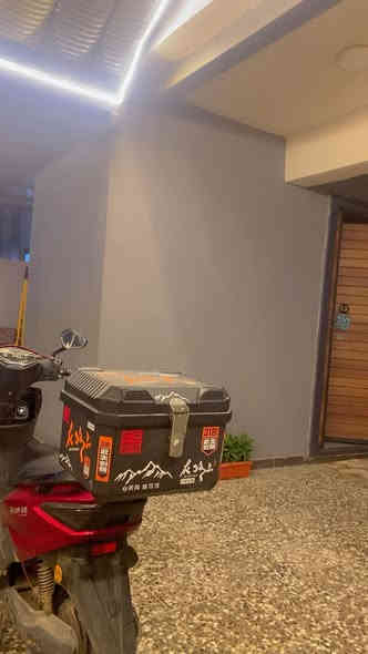 السلام عليكم  البيع مستعجل 

دراجه شحن نوع سكنس موديل 2024 دراجه بطارياتها جدد 

وعل فحص شرط ملف 3000ونمر 3 تمشيك بل الشحنة 

الوحده 65كيلو الدراجه نقصها بس يده سعرها 10الاف اليده 

الهاتف *********** 

السعر 600وبيها مجال لطيبن
