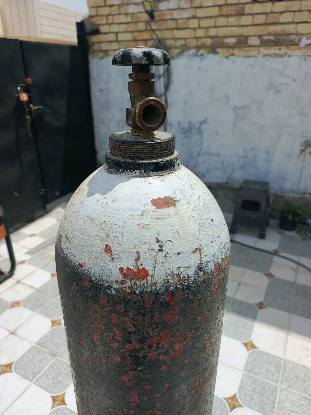بطل اوكسجين ياباني اصلي للبيع متروس اوكسجين السعر المطلوب 150وبي مجال للشراي هذا رقمي ***********