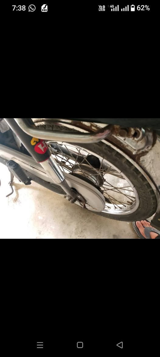 CD 70 Total geniune model 13 condition Bilul saf hai  contact 03004813665 only call


**إذا كنت صاحب هذا الإعلان وتريد حذفه لأي سبب، رجاءا أرسل رسالة إلى الدعم الفني**