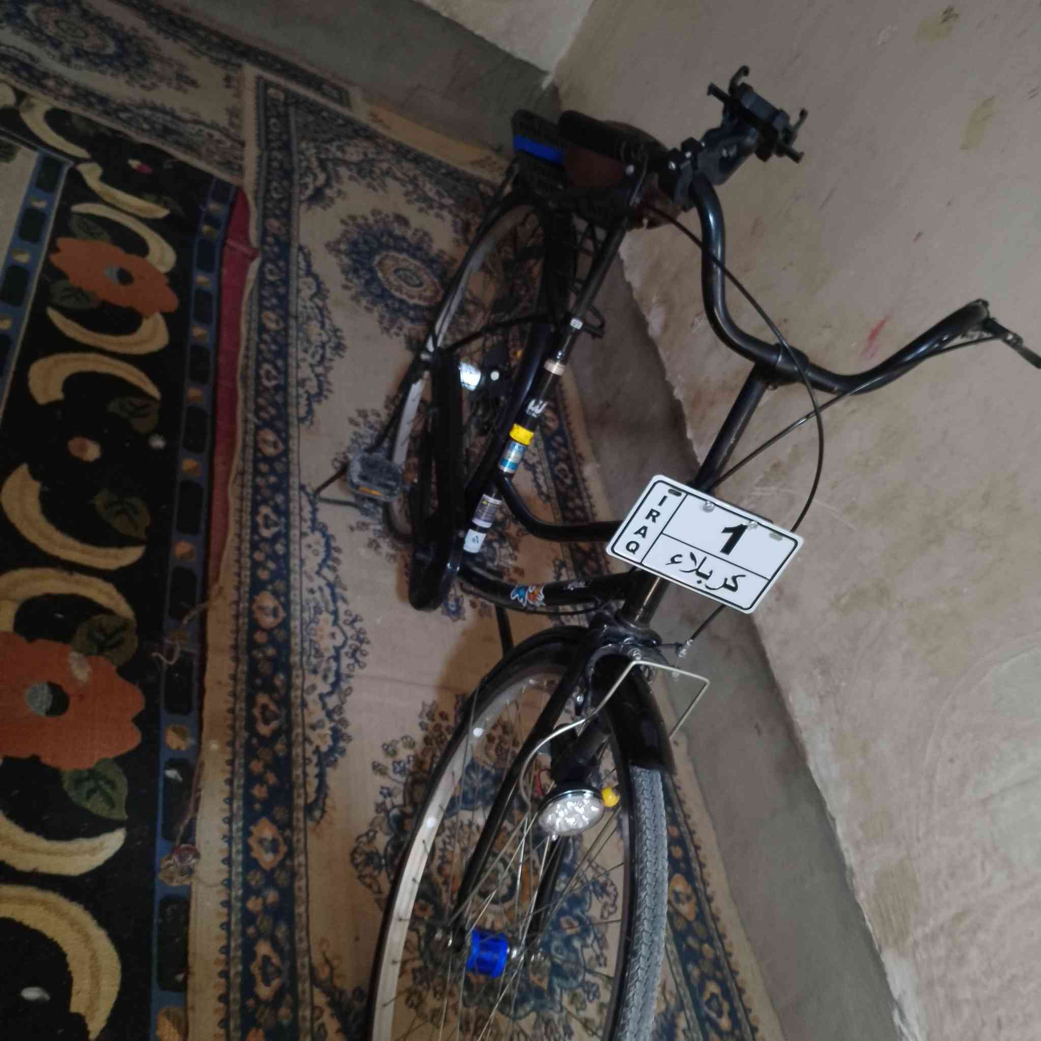 السلام عليكم بايسكل للبيع الحجم 27 الصناعه ياباني السعر خاص العنوان كربلاء طويريج قرب المعهد الفني ***********
