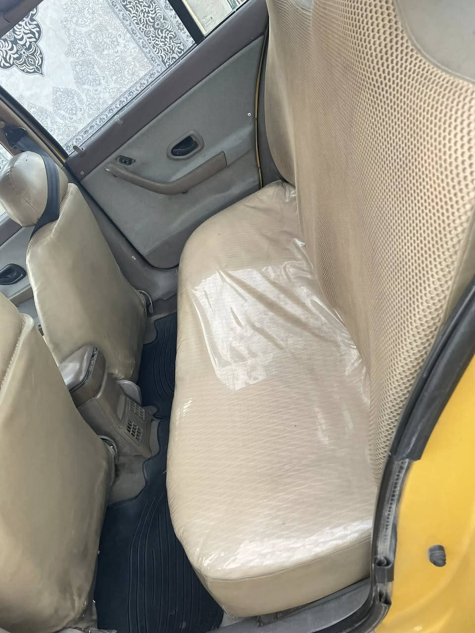 السلام عليكم سمند للبيع موديل 2011
مكفولة من ضربة وتبديل وصبغ وخياس 
كير و محرك مكفولات من تنقيص وتبخير 
كهربائيات كلها شغالة 
ميكانيك مكفول 
صدر امامي خلفي 
مشط ستيرن جديد 
كلج جديد 
رقم بغداد انكليزي باسمي 
سنوية لل 29
مصفرة هيئة وغرامة 
دوسات بلاد 
هلالات بلاد 
شواصي بلاد 
تبريد ثلج و السويج 
السيارة مابيها نقص برغي واحد 
السعر اتصل على الرقم 
***********
مكاني بسماية ناحية الوحدة 
التفاصيل كلها مكتوبة كدامك 
اتصل على السعر فقط
