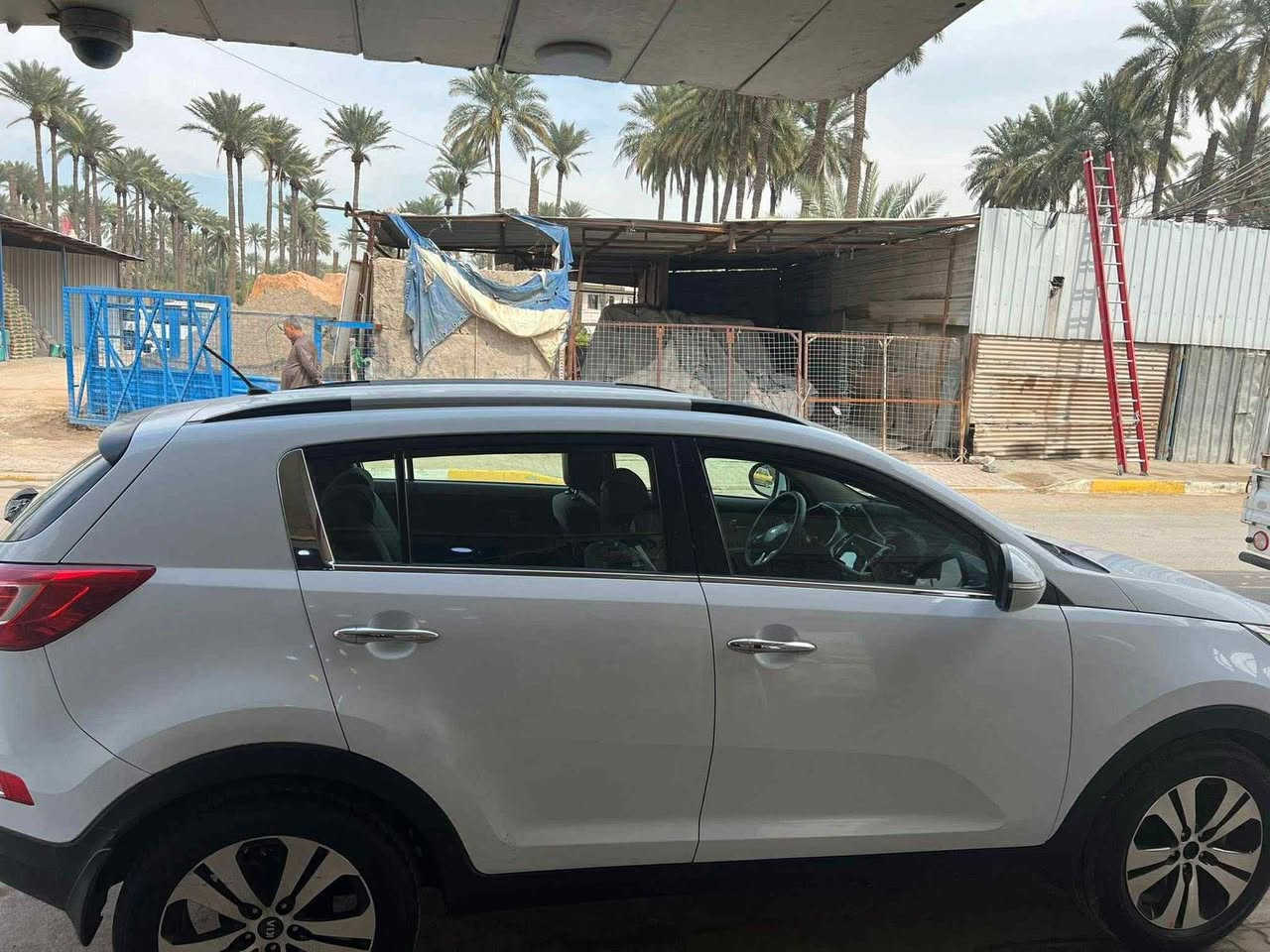 السلام عليكم سبورتج موديل 13 خليجي بصمه تحكم ستيرن مري شفط مكينه 2000السياره خير من الله صدر   امامي خلفي تخم تاير مكينه مكفوله كير بدلت الدهن والفلتر يعني بس الكيس مال الكير مفتوح منضومه زنون  بيهه بس البنيد صبغ ودعاميه اماميه رقم بغداد الانكليزي السعر 145 وبيهه مجال بسيط واي استفسار اتصل *********** عنوان بغداد كريعات
