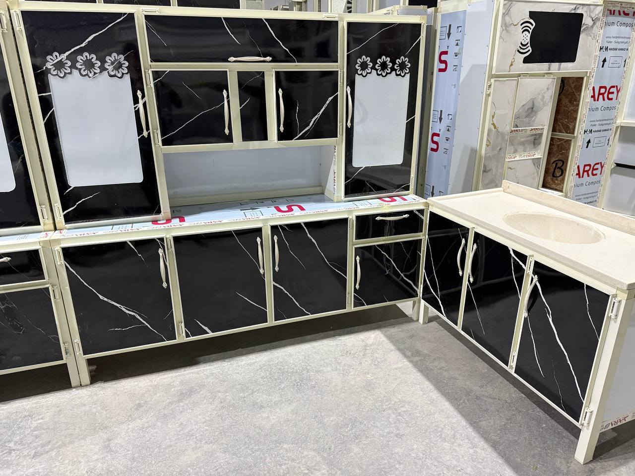 تخفيضات///السعر فقط ب.  250 الف 
    
#كاونتر قياس مترين  ارضي وملحق
مع سنك (متر و20)مرمر

#الاستلام على. الفحص

خدمة توصيل كافة المحافظات 

جميع مناطق  بغداد مجاني التوصيل 

#للمزيد من الاستفسار والحجز مراسلة الصفحة
او تواصل واتسب ***********
