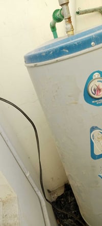 سخان • حجم وسط • شغال