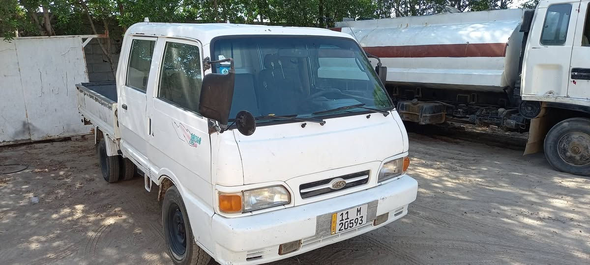 دبل قمارة 96 بغداد سنوية جديده السيارة باسمي المحرك مجفت جديد قبل شهر كير عادي متكفل بي رقم الشاصي شعار السياره نضيفه مكاني بغداد محموديه للتواصل على الرقم فقط
السعر ٦٦وبيها مجال
***********
***********
