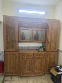 غرفة نوم خشب اصلي • مطبخ كامل • ثلاجة وغسالة