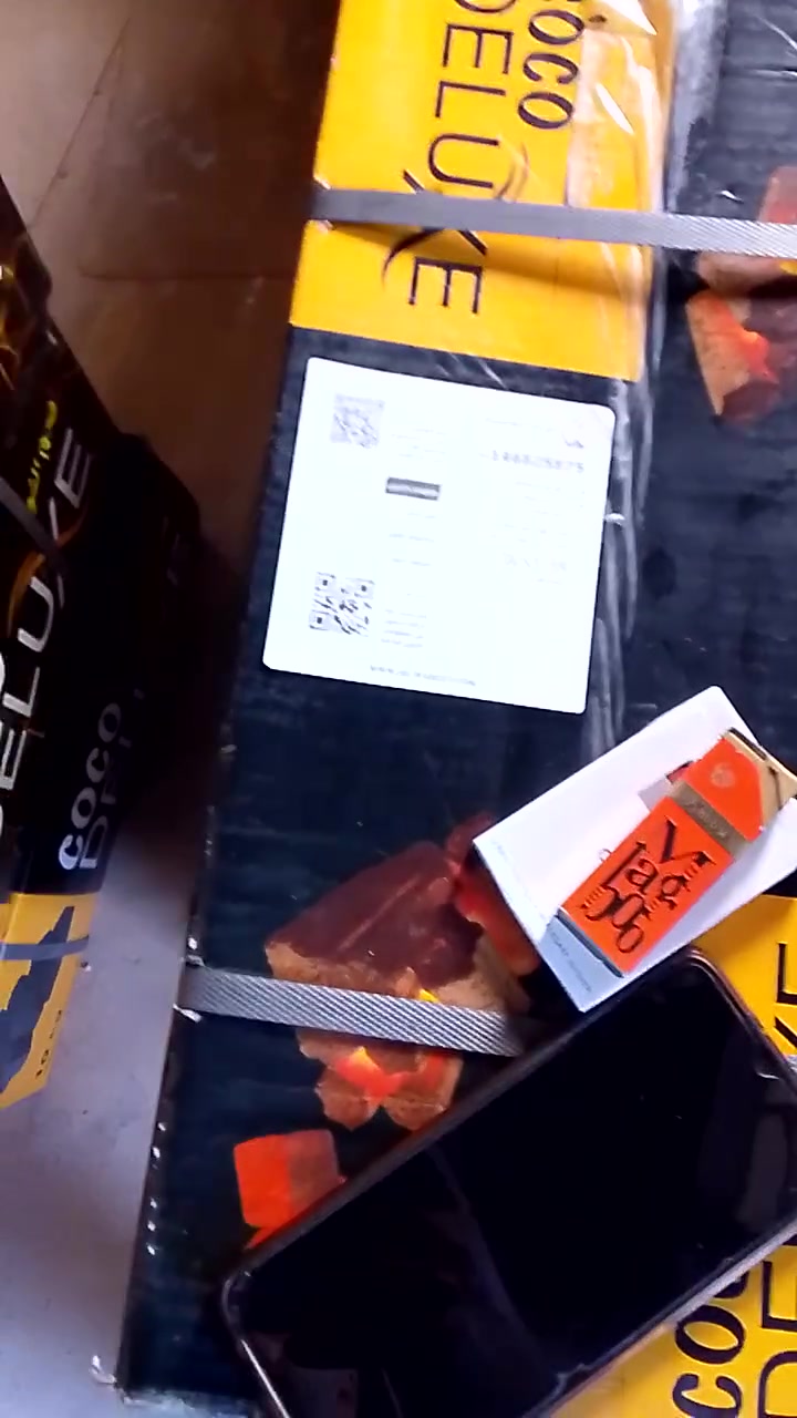 مع فحم كوكو دي لوكس لا تحتار، تعرف ليش؟
ببساطة
متوفر اصبع خشن
   و   مربع   ( مكعب ) 
اسعارنا اسعار جمله  الجمله العنوان ( واسط ) 
يوجد توصيل كل 3 كارتون ب 5000 فقط 
الكميه محدوده
لشراء تتواصل عبر رابط واتس اب  او عن طريق ما سنجر
https://wa.me/9647811355403
جمله ب 24 
مفرد 23500


**إذا كنت صاحب هذا الإعلان وتريد حذفه لأي سبب، رجاءا أرسل رسالة إلى الدعم الفني**