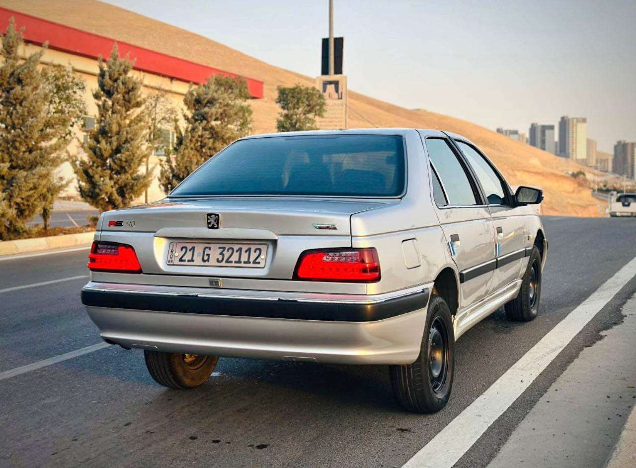 بیجۆ پارس ELX مۆدیل ٢٠٠٧ 
کامل بۆیاخ لەسەر ساغی بێ وەرگەڕان
گێڕ و مەکینەی بە شەرت 
ناونیشان :  سلێمانی 
*********** السليمانية, العراق
