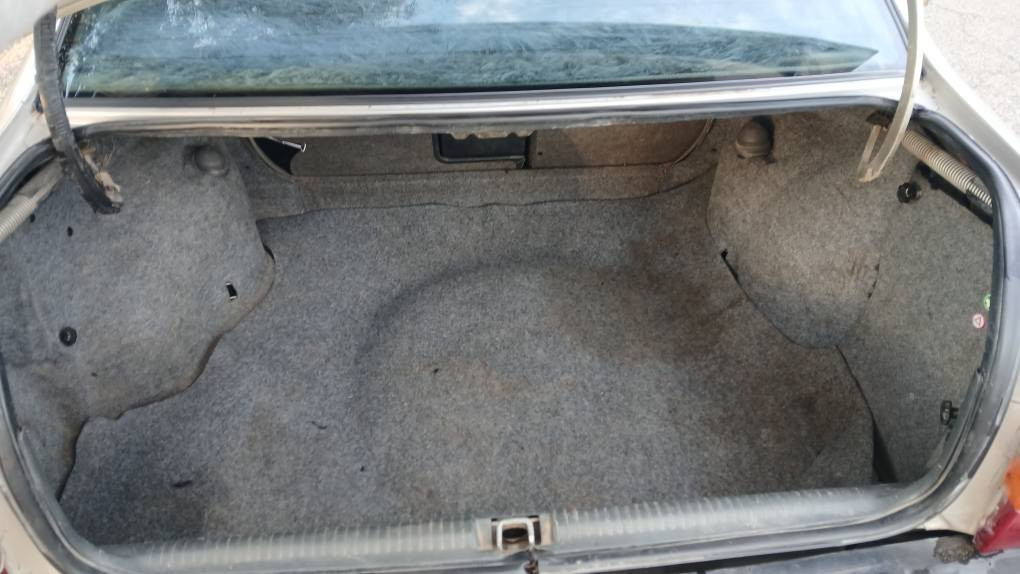 اوبل فكترا موديل 1992
محرك ٢٠ بشرط لا صرف ولا بخار ولا صوت 
قفل مركزي
رقم سليمانيه دولي بسمي ل 2031
هزه جديد
بدون ضربه ولا طخه ولا خياس 
كل جسمه عل بلاد 
صدر   امامي وخلفي بشطر كهربائيات كله  شغاله 
سعر 45 $ بيه مجال 
اي استفسار *********** كركوك, العراق
