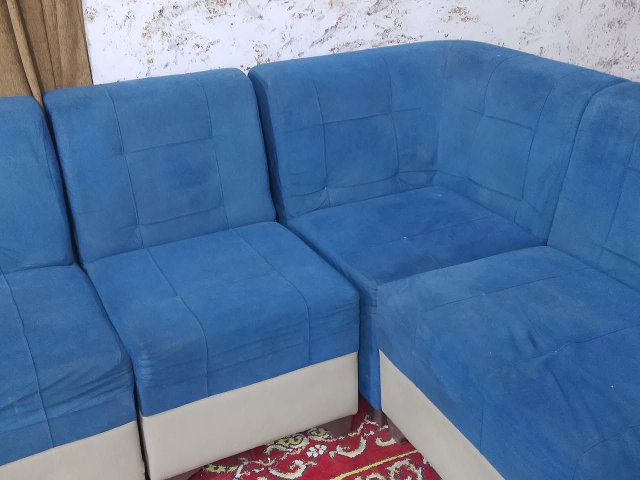 ديوان نضيف للبيع 10مقاعد الحله ***********
