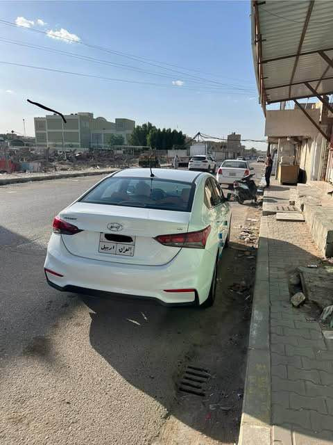 اكسنت 2019 خليجي رقم اربيل بأسم شركة تريد تحويل تريد وكالة 
السياره محرك 1600 دوش  
فتحة سقف 
ويل كب 
اشاير بالمري 
 وكامره 
الشباك نيكل 
تحكم ستيرن 
الوياله 4 دسك خمسه ويل كب 
داخل لونين بيجي واسود 
سويج عدد اثنين  ماشيه 123
بيه بارد من باب السايق الى الباب الخلفي وبارد بخشم البنيد
117 سعرها 
المكان النجف اتصال او واتساب
*********** النجف, العراق
