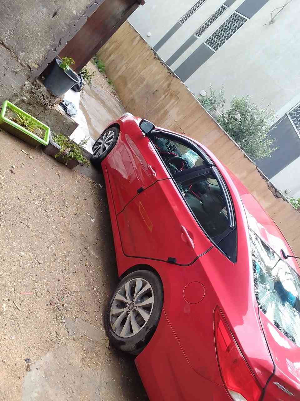 السلام عليكم...للبيع اكسنت 2017 محرك 1600GDIواردامريكي رقم انكليزي سنويه 2028هزه جديده..سنتر لوك اشاير بامري كامره خلفيه تحكم استيرن ويل كب 16تخم تأثير تبريد تدفاءه ..عداد82500قابل الزياده...مكلف بالنشر اتصال مع راعي السياره***********السعر104مع مجال قليل
