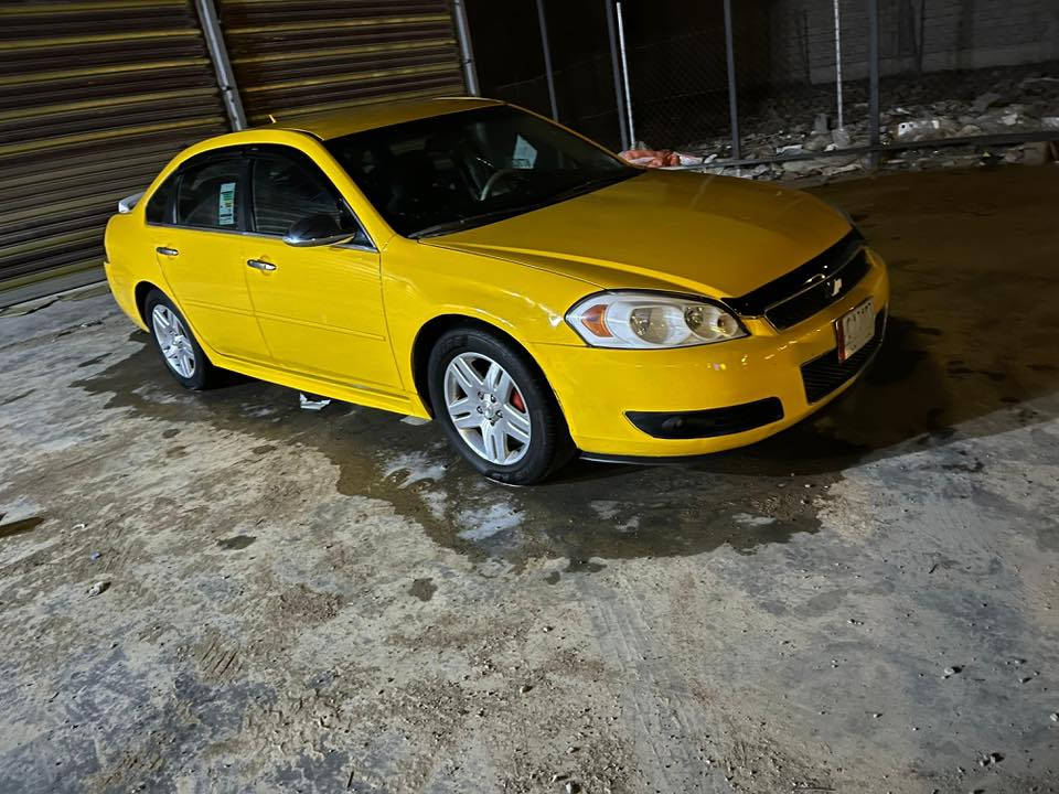 السلام عليكم امبالا ٢٠١٢ رقم بغداد سنوية نافذه السياره تخم تاير تخم ويل عليها ادامة صدر كلها جديده 
عليها ادامة بانزين و مجاول بلكات نوزلات كله جديد 
و صبغ جديد دوشمه جديد صبغ جديد 
السياره ناقصها بس غاز و انطي بي شرط منضومة كلها مبدلة باقي بس غاز و جامة   الاماميه هم مستحقه تبديل فقط جاهزه لاخر شي  السياره عليها غرامات ينزل من سعرها كل غرامه تاخذ صافي
مكاني بعقوبه السعر ٧٠ 
***********
