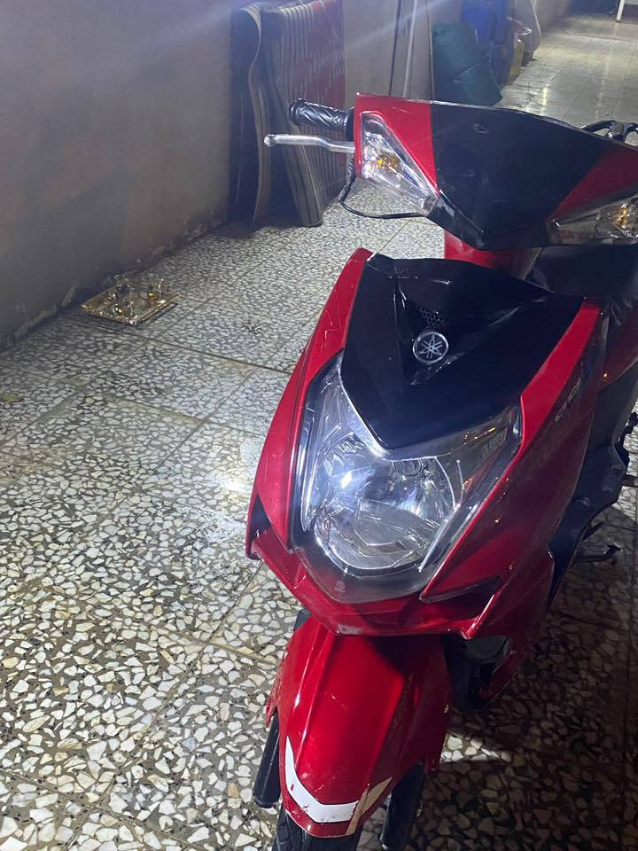 دراجة سكنس 2025 محرك نضيف ما مفتوح  كفرات بلاديه سعر 900 بيه مجال للشراي. مكان كربلاء الحسينيه الكنطره البيضاء رقم الهاتف ***********
