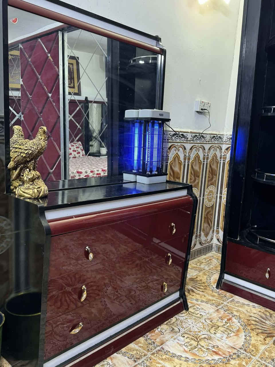 غرفه تركي للبيع مكان بابل المركز السعر 600 وبيه مجال
***********
