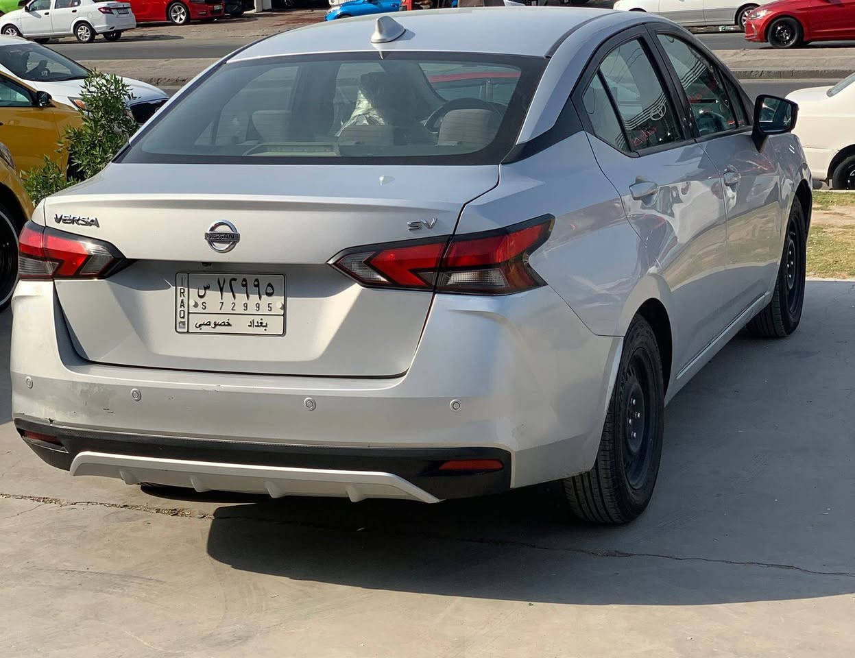 السلام عليكم نيسان فيرسا موديل 21 معوقين رقم بغداد السيارة بدون صبغ والسونار والحادث موجود مكان السيارة ديالى بعقوبة السعر 94 وبيها مجال 
***********
