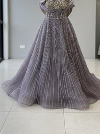 فستان • قياس ٤٨ • مستعمل