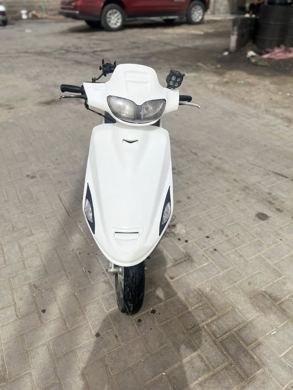 ‏سلام عليكم دراجة  فراشة جديدة بس كفرات مبدلة ما مفتوحة ومكينةتها ناعمة مكاني بصره جوي شارع البو السعر 400 حلوة***********
