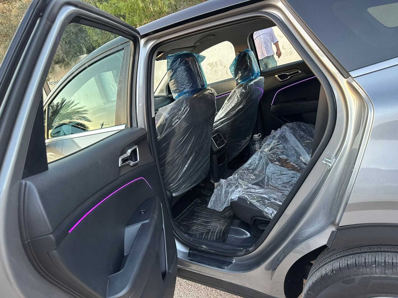 سبورتج 23 امريكي
مواصفات نص 
حادثها بنيد وجاملغ بدون دواخل مع مباوك باب 
جاهزه رقم بغداد باسمي وتحويل ثاني يوم 
سعر 195 وبيها مجال ***********
